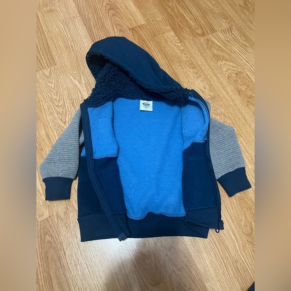 Chase Paw Patrol Blue and Gray Jogger Set with Patches(Size 3T) - Picture 3 of 5